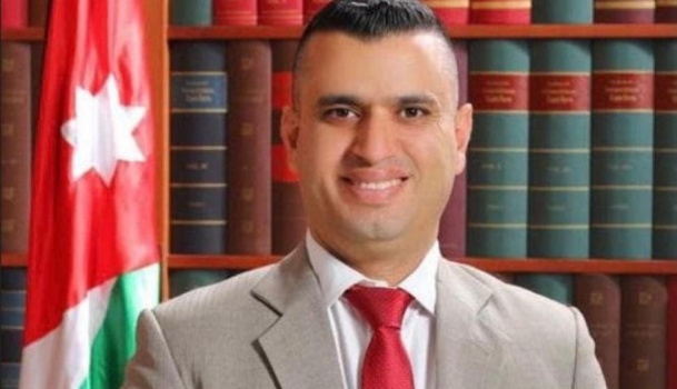 الاستشاري النفسي العوري: "تيك توك" آفة خطيرة تدمر الأطفال والشباب !