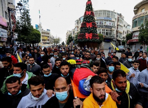 شهيد أوجع القلوب...تشييع جثمان الشهيد الطفل علي أبو عليا في المغير