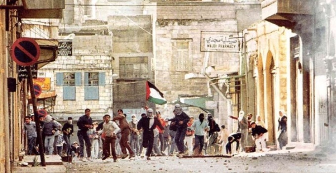 33 عاما على انتفاضة الحجارة الفلسطينية