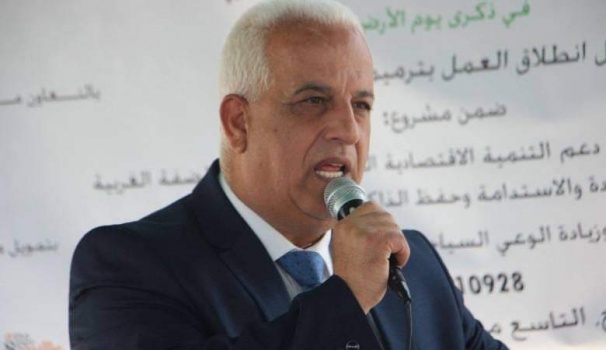 محافظ الخليل: الجميع مطالب باحترام وتنفيذ قرارات الحكومة، وستيم متابعة طلبات وتحفظات أصحاب المحلات التي سيشملها الإغلاق