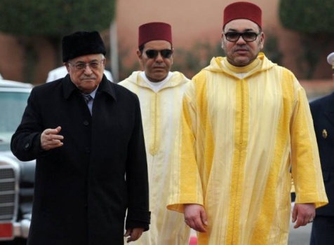 بعد الاعلان عن التطبيع المغربي الاسرائيلي.. محمد السادس يؤكد للرئيس عباس الالتزام بحل الدولتين