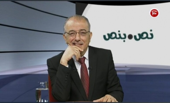 الصحفي اللحام : اعتز بالخليل وعائلة الجعبري المناضلة، والتهديدات التي تعرضت لها هي استقواء على الصحفيين وعلى الكل الوطني