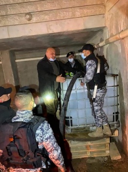الضابطة الجمركية والأمن الوقائي يضبطان كمية كبيرة من الوقود المهرب في بيت لحم