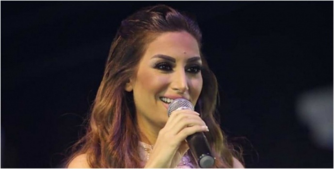 فيديو- رويدا عطية في موقف محرج بسبب شقيقتها
