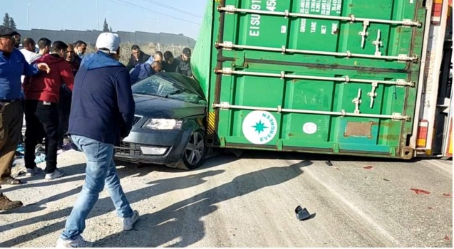 حادث مروع أوجع القلوب..مصرع سيدة وإصابة 4 أخرين بانقلاب شاحنة على مركبة في طولكرم
