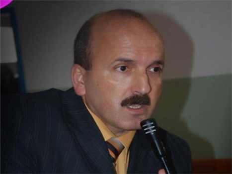 مرسوم رئاسي بتعيين اللواء طلال دويكات مفوض سياسي عام