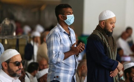 الأوقاف تدعو إلى صلاة الجمعة والاستسقاء في الساحات العامة