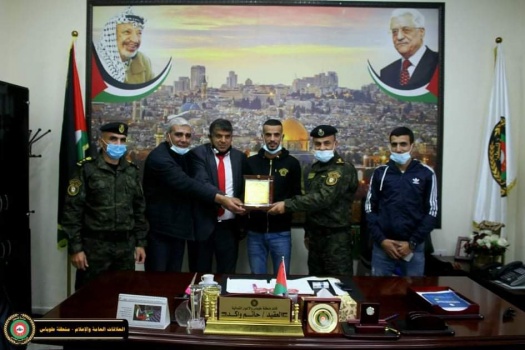 صاحب أغنية "الهدف مرصود" .. حفل في قيادة منطقة طوباس لتكريم الفنان عبدالله السعايده
