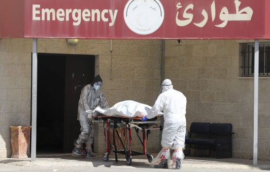 4 وفيات و355 إصابة جديدة بفيروس كورونا في فلسطين