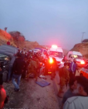 مصرع مواطن وإصابة 6 أشخاص جراء حادث سير بالأغوار الشمالية بطوباس