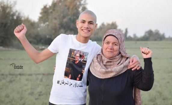 تفاصيل مثيرة.. ادعى إصابته بالسرطان وجنى الأموال والجوائز