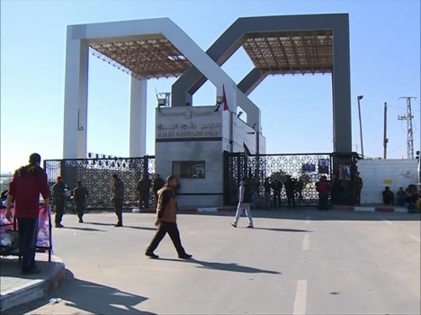 1081 غادروا القطاع في اليوم الثالث.. تواصل العمل في معبر رفح لليوم الاخير
