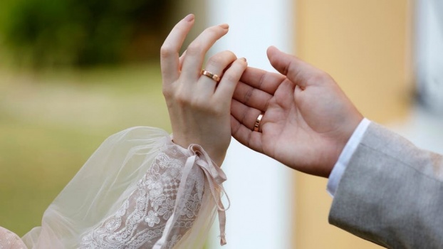 مقتل عريس وشقيقه في حفل الزفاف بسبب شجار عائلي
