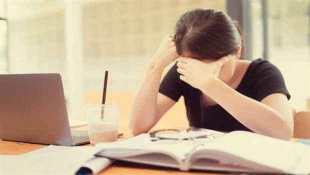 علامات مبكرة لاضطراب صحي مقلق عند البالغين!