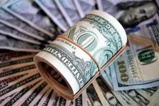 تسعينية تقاضي أحفادها وبنك شهير بملايين الدولارات