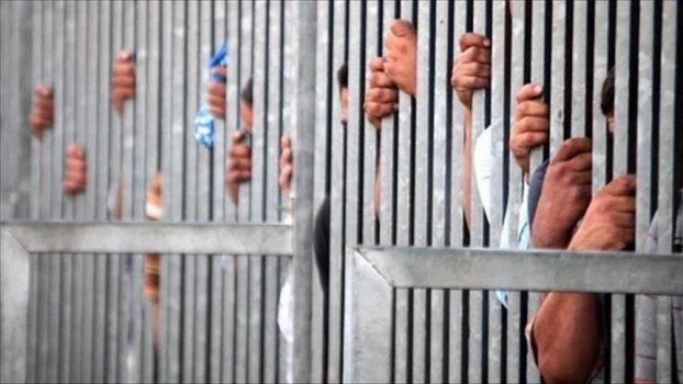 داخلية غزة تفرج عن 45 محكومًا وموقوفًا لديها لتعزيز الحريات