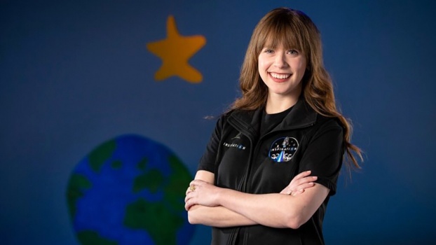  فتاة تقهر سرطان العظام وتستعد لارتياد الفضاء