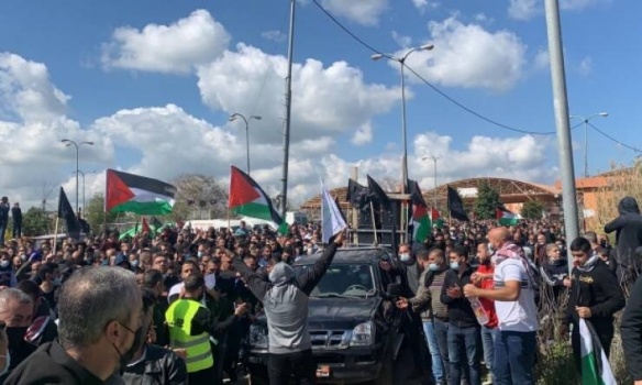 جمعة الغضب في أم الفحم: مظاهرة حاشدة ضد الجريمة وتواطؤ شرطة الاحتلال