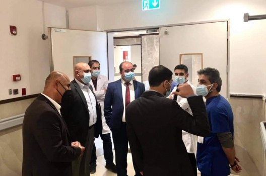 محافظ جنين ومدير الصحة يطلعان على تجهيز قسم مرضى كورونا في مستشفى ابن سينا التخصصي