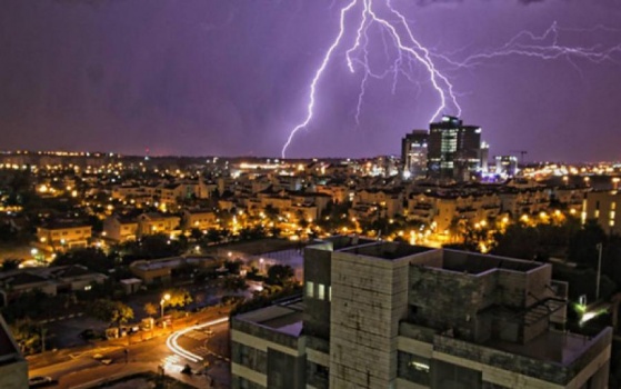 منخفض جوي وامطار الخميس ليلا والجمعة