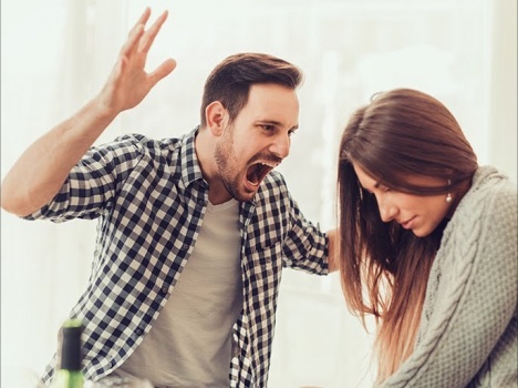 الصحة العالمية: العنف يتزايد ضد النساء بسبب جائحة كورونا