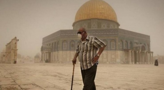 الطقس: أجواء خماسينية الأربعاء وأمطار الخميس