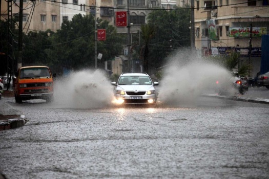 الطقس: استمرار المنخفض الجوي اليوم.. وارتفاع ملموس غداً وبعد غد