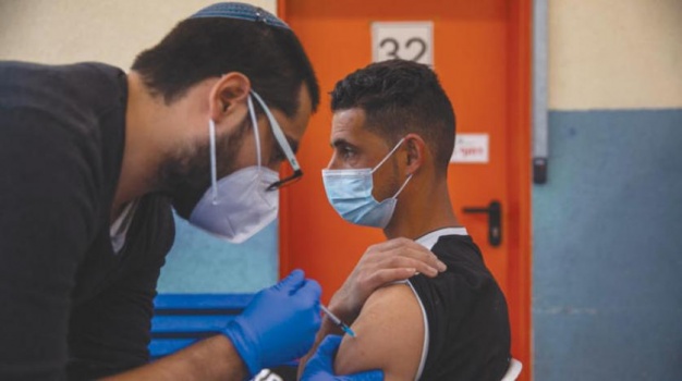 ارشادات صحية هامة للعمال الفلسطينيين الذين تلقوا اللقاح