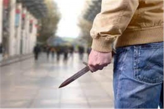 في دبي... أردني يقتل حبيبته ويودّعها بقبلة على رأسها!