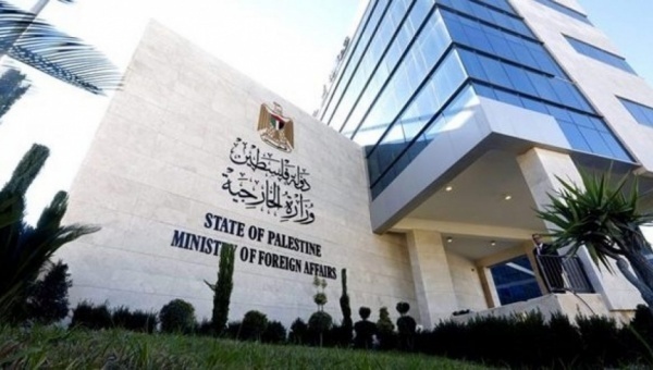 "الخارجية": دولة الاحتلال تواصل جرائمها وكأنها لم توقع يوما اتفاق سلام مع القيادة الفلسطينية