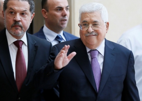 الرجوب: أبو مازن قال لوفد الموساد الإسرائيلي "شربتوا القهوة.. الله معكم"