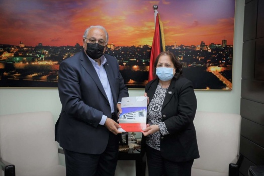 الصحة والجامعة العربية الأمريكية توقعان اتفاقية بناء طابق إضافي في مستشفى جنين الحكومي