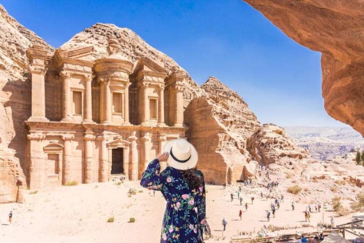 الأردن يعلن شروط السياحة للصيف المقبل