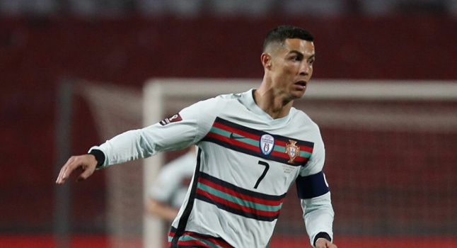 "عاقبوا بلدا بأكمله"... رونالدو يخرج عن صمته بعد حادثة هدف البرتغال وصربيا