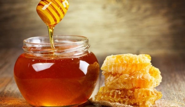 لماذا يقاوم العسل الالتهابات إذا استخدم كمرهم؟