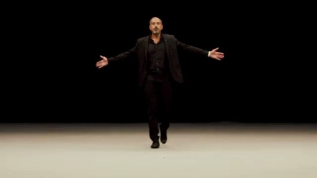 أحمد الشقيري يعود الى الشاشة ببرنامج &ldquo;سين&rdquo; في رمضان.. فيديو