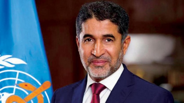 احمد المنظري المدير الإقليمي لمنظمة الصحة العالمية