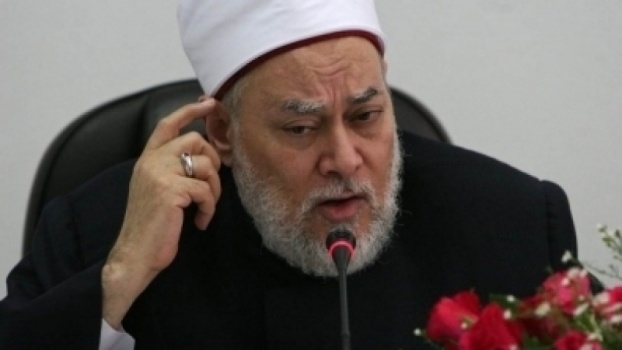 مفتي مصر السابق : الحشيش والخمر لا يبطلان الصيام