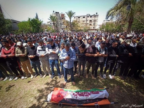 تشييع جثمان الشهيد أبو جزر في رفح بعد احتجاز جثمانه 3 سنوات
