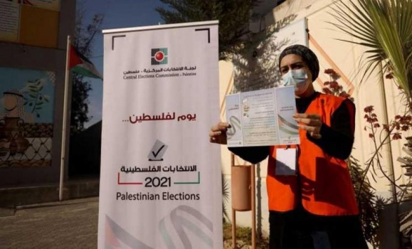 حماس: لسنا جزءاً من تأجيل أو إلغاء الانتخابات ويجب الاجتماع وطنياً لبحث فرضها بالقدس
