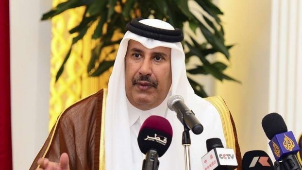 رئيس الوزراء القطري السابق يطالب الرئيس عباس بـ "نقل السلطة بشكل سلمي وديمقراطي"