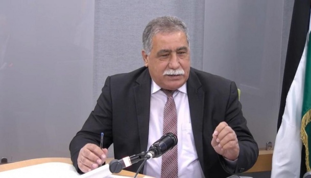 اعتقال نقيب الأطباء والنقابة ترد بإخلاء جميع المستشفيات