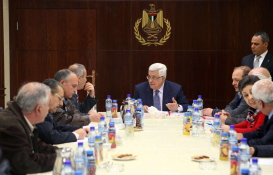 الرئاسة الفلسطينية: اعتداءات قوات الاحتلال بحق المصلين في الأقصى تحدٍ لجهود الادارة الأمريكية