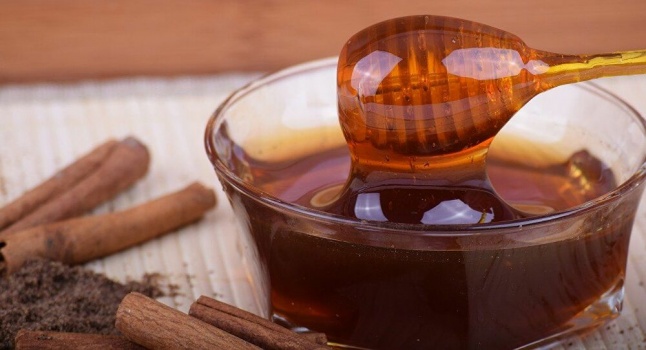 بينها العسل واللبن...أغذية تحارب البكتيريا والجراثيم بشكل طبيعي