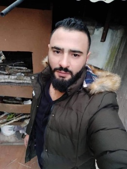 استشهد عوض وترك حور