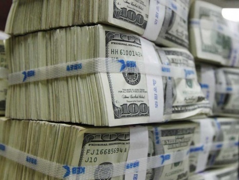 قطر تقرر تقديم 500 مليون دولار لإعادة إعمار غزة