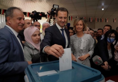 عدد القتلى الذين صوّتوا لإعادة انتخاب الأسد أعلى من عدد أولئك الذين وثّقتهم المنظمات الحقوقية