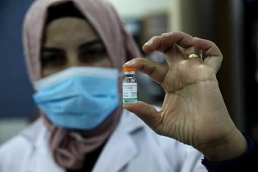 4 وفيات و304 إصابات جديدة بفيروس كورونا في فلسطين