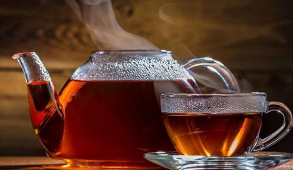 المشروبات الساخنة أفضل لتبريد الجسم من المشروبات الباردة!