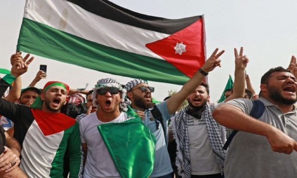 الاحتلال الإسرائيلي يسقط لائحتي اتهام بحق أردنيين عبرا الحدود